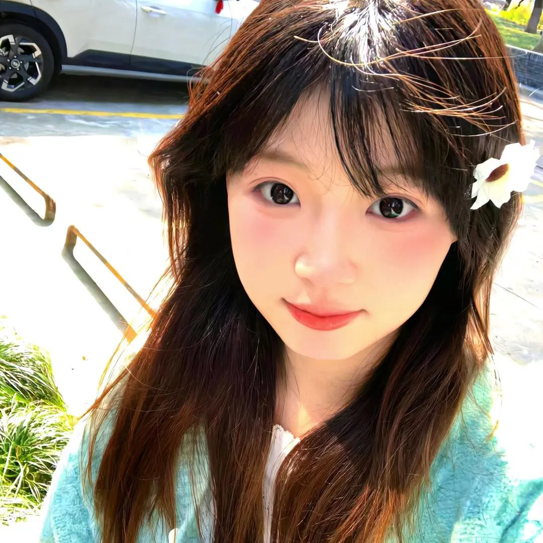 无法触碰的她
